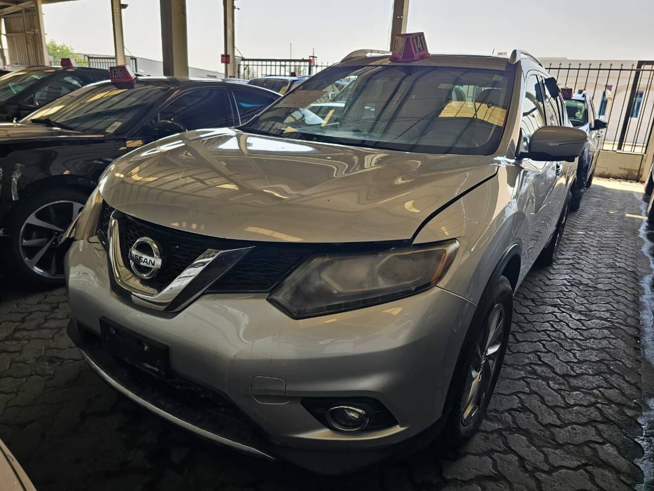NISSAN ROGUE 2015 view 2