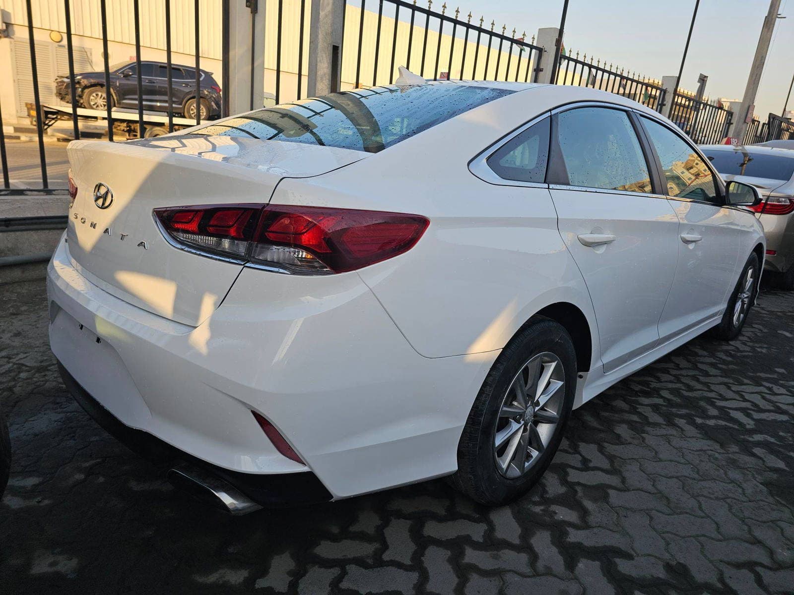 HYUNDAI SONATA - Exterior