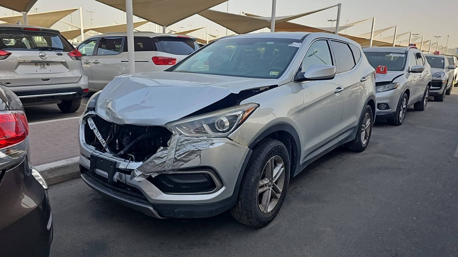 HYUNDAI SANTA FE - Exterior
