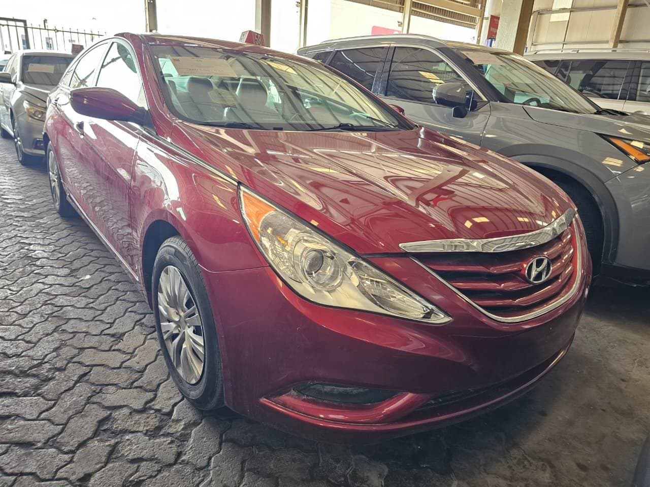 HYUNDAI SONATA 2011 vehicle photo
