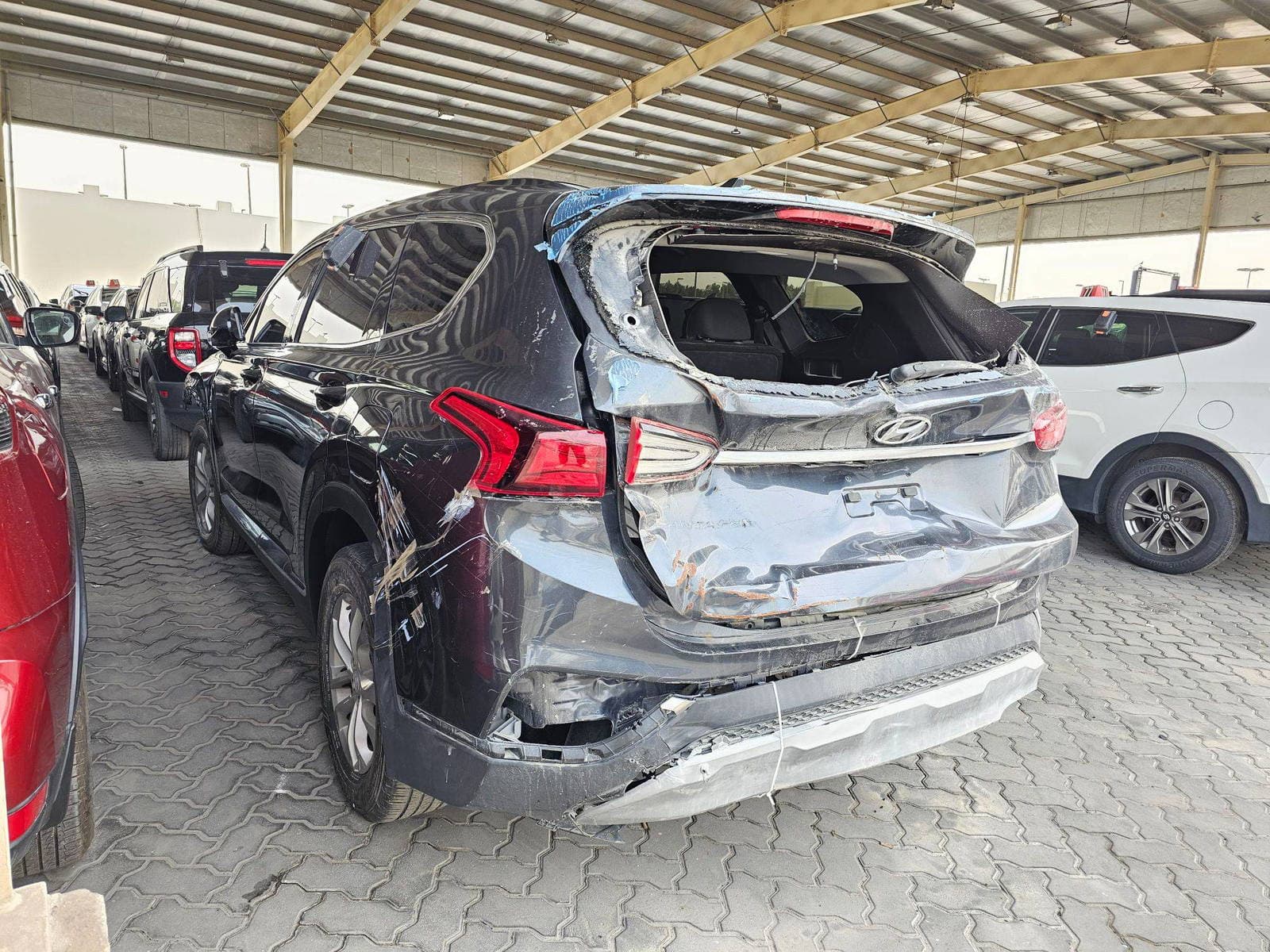 HYUNDAI SANTA FE - Exterior