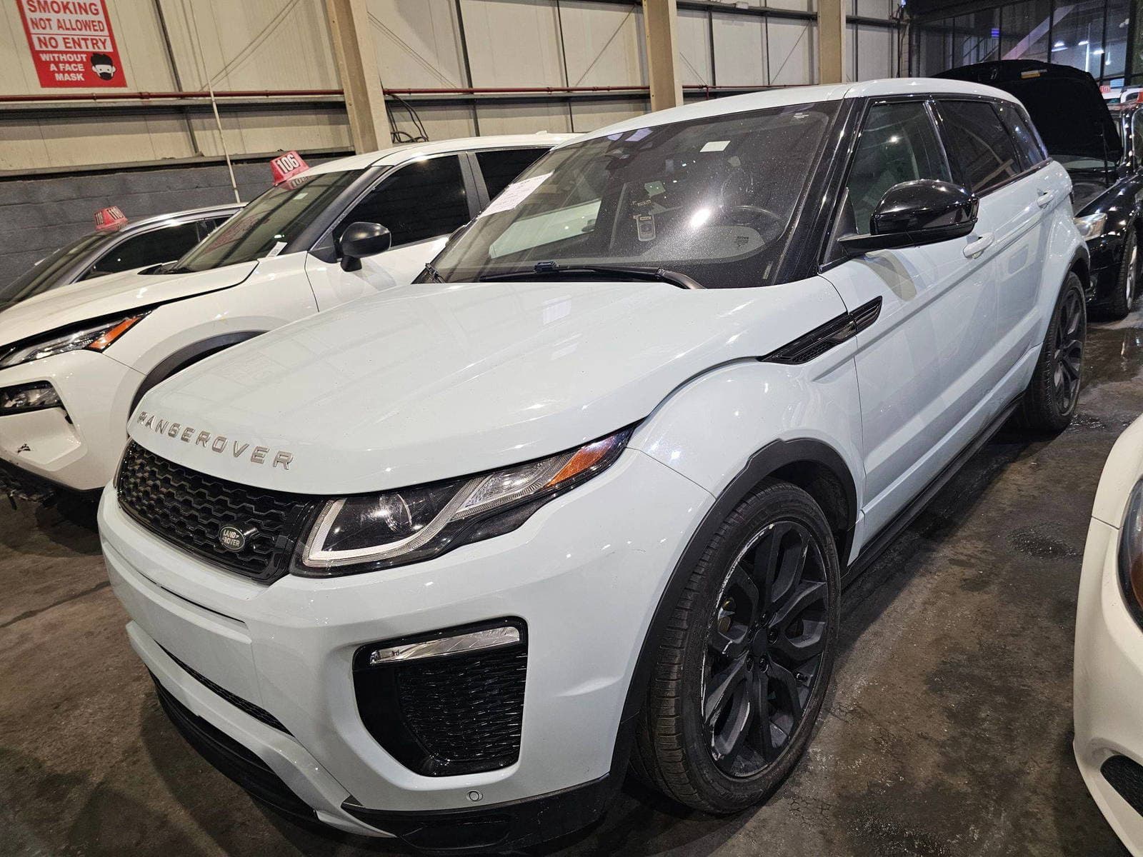 LAND ROVER RANGE ROVER 2017 view 2