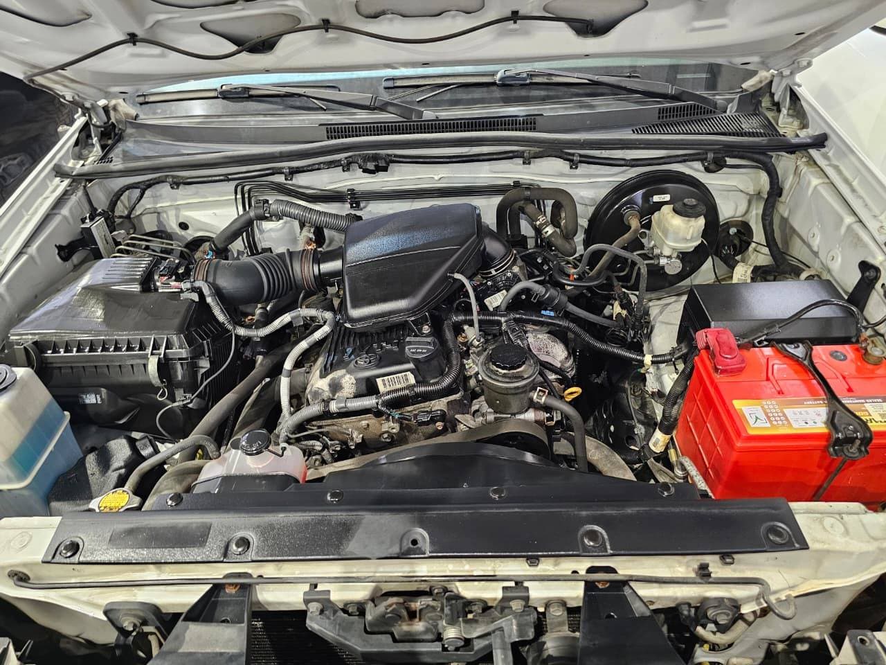 TOYOTA TACOMA 2013 view 8