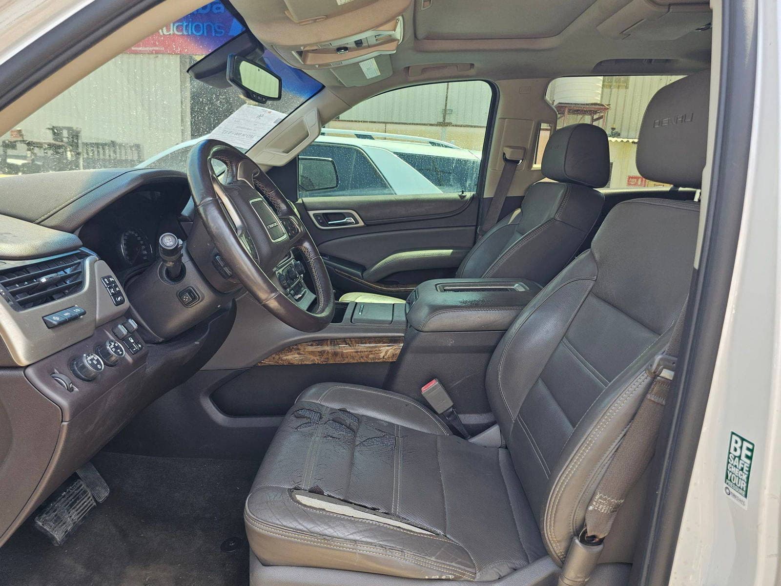 GMC YUKON 2016 view 2