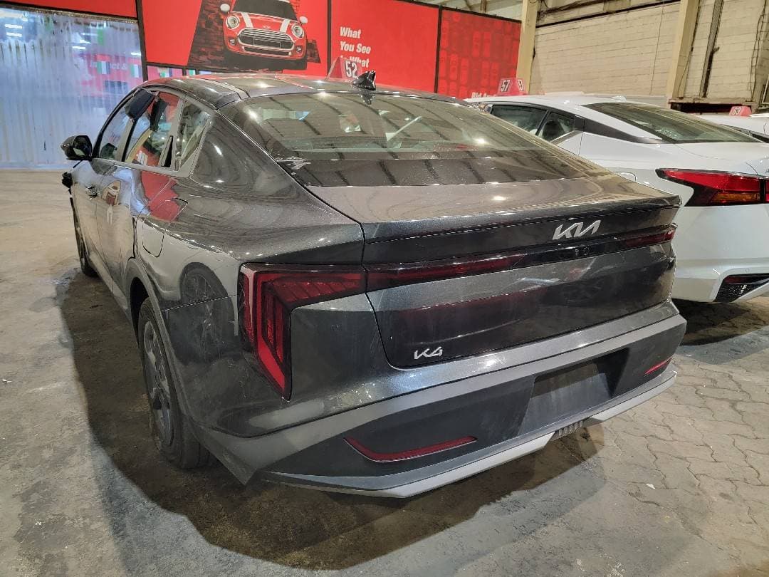 KIA K4 2025 vehicle photo