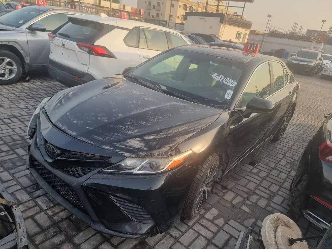 TOYOTA CAMRY 2020 vehicle photo