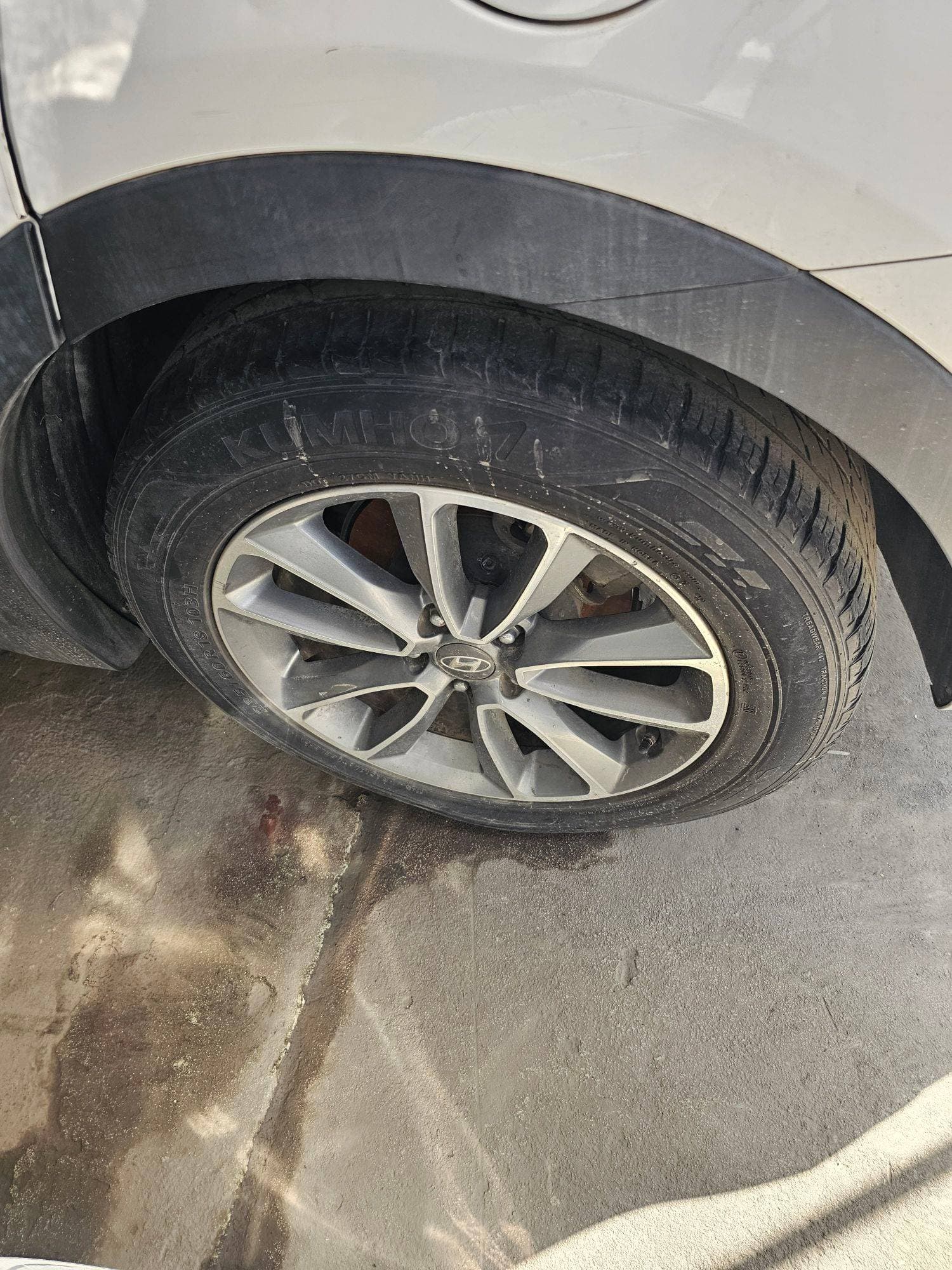 HYUNDAI SANTA FE 2017 view 5