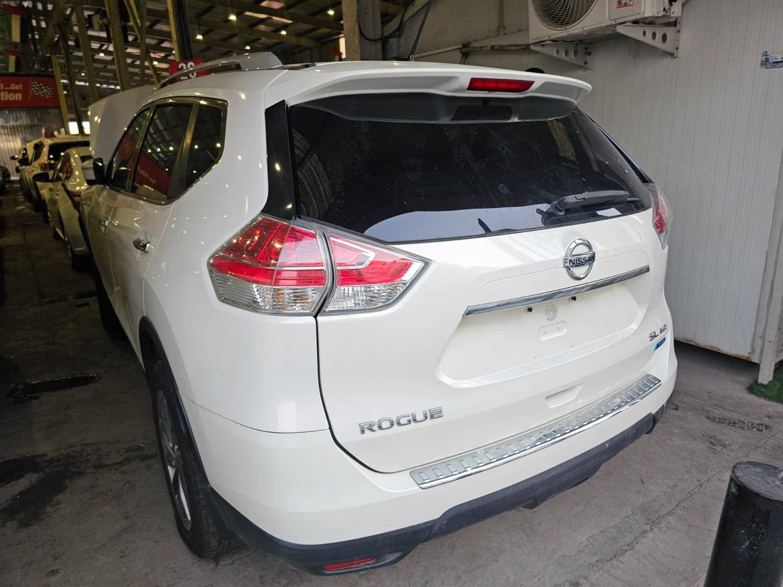 NISSAN ROGUE 2014 view 2
