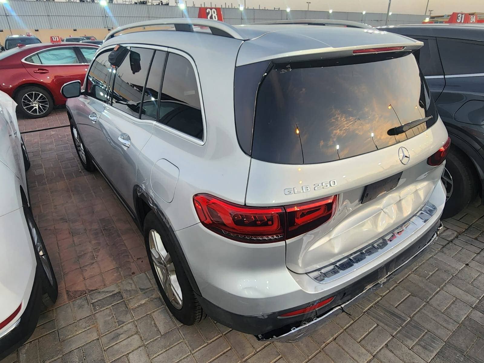 MERCEDES BENZ GLB 250 2020 view 2