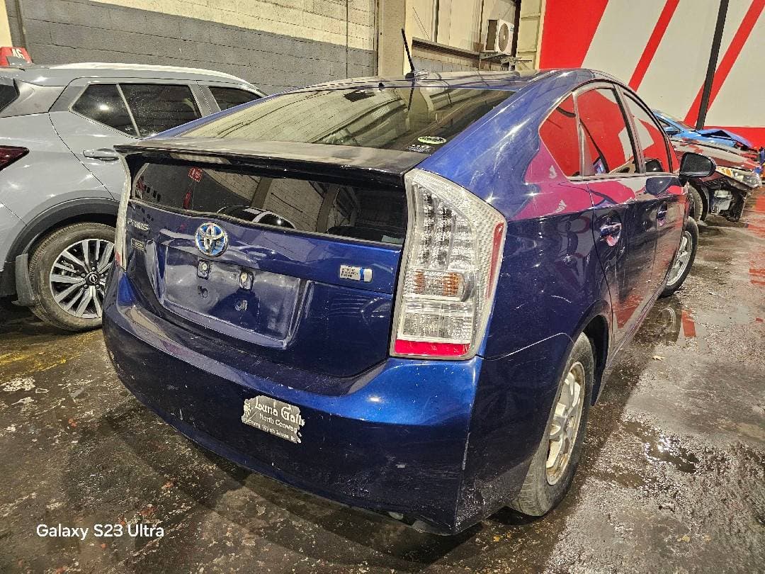 TOYOTA PRIUS 2011 vehicle photo