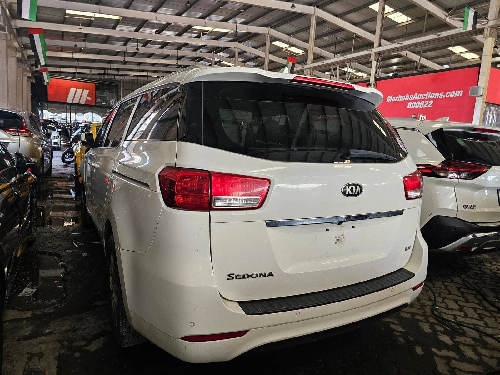 KIA SEDONA - Exterior