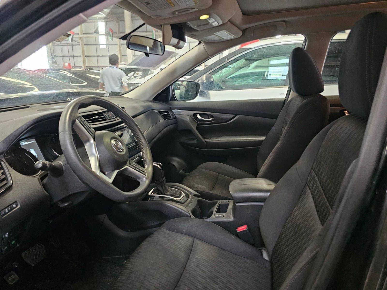 NISSAN ROGUE 2017 view 7
