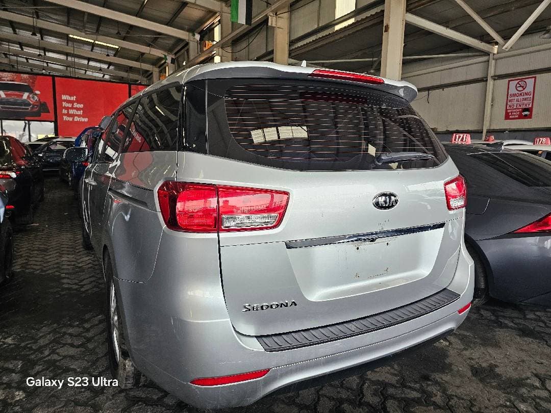 KIA SEDONA 2017 vehicle photo