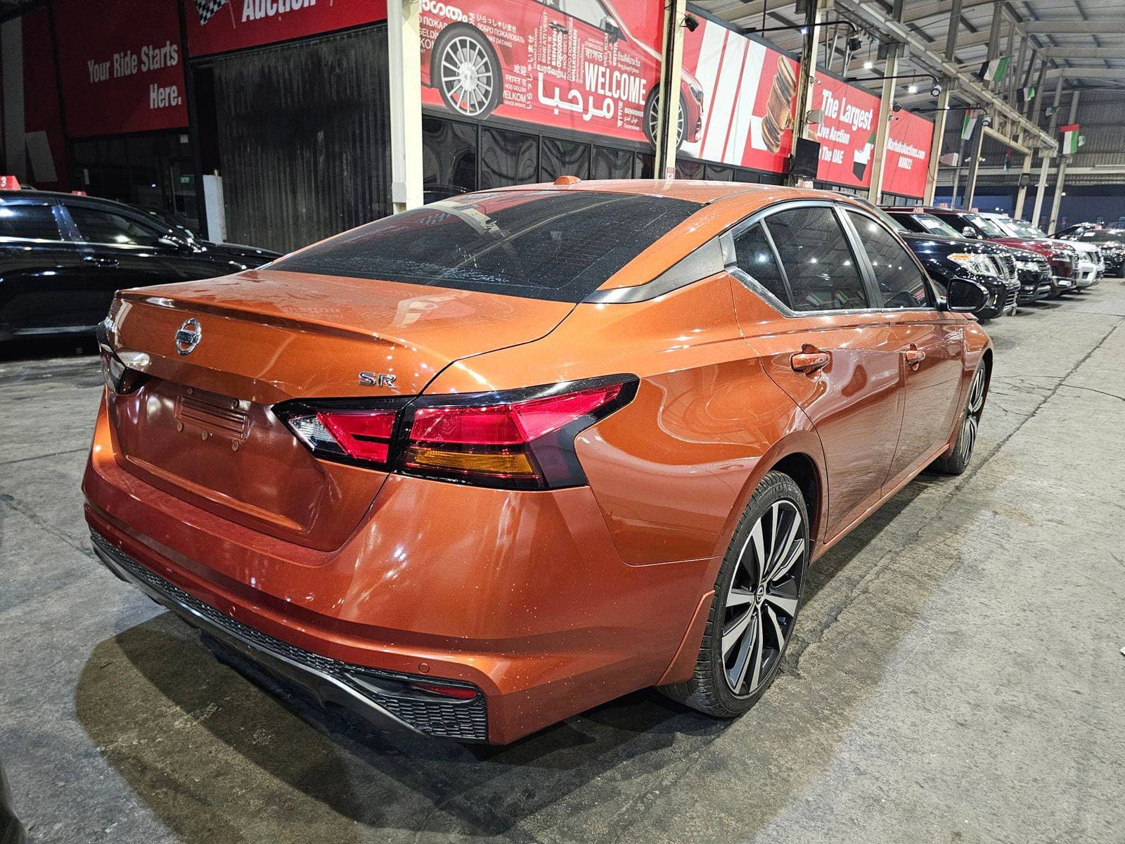 NISSAN ALTIMA 2021 view 2