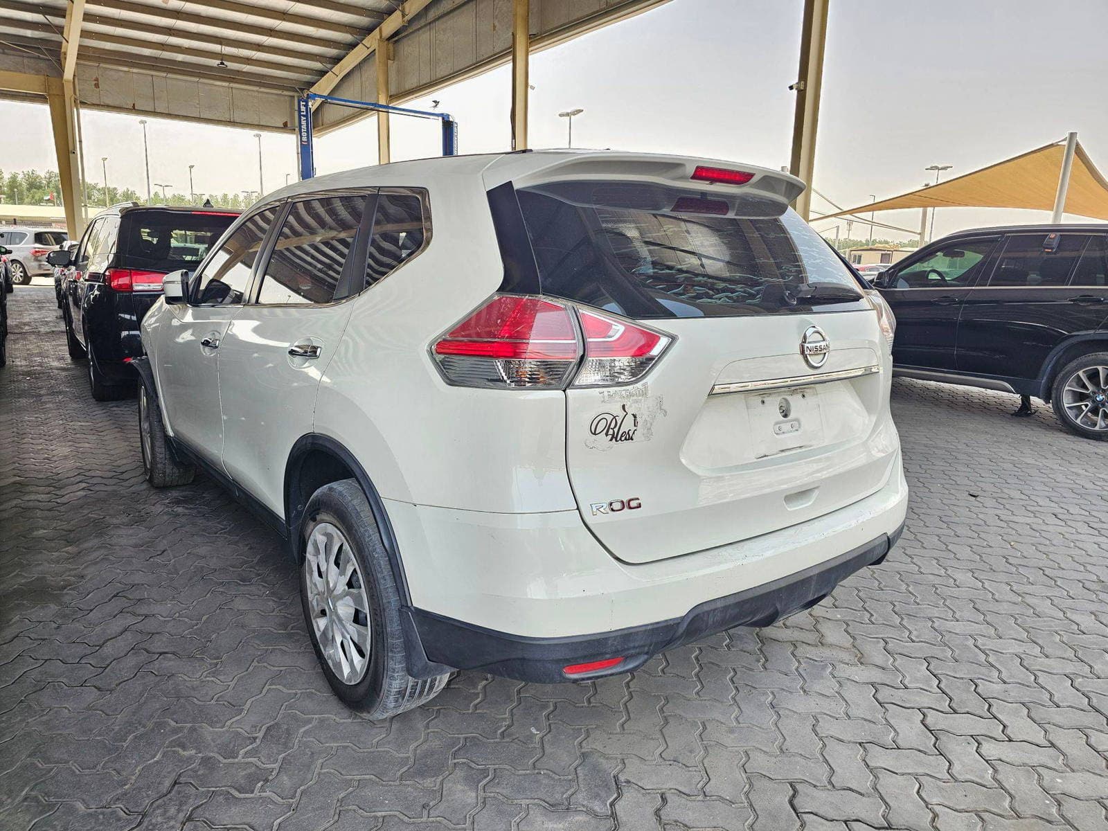 NISSAN ROGUE - Exterior