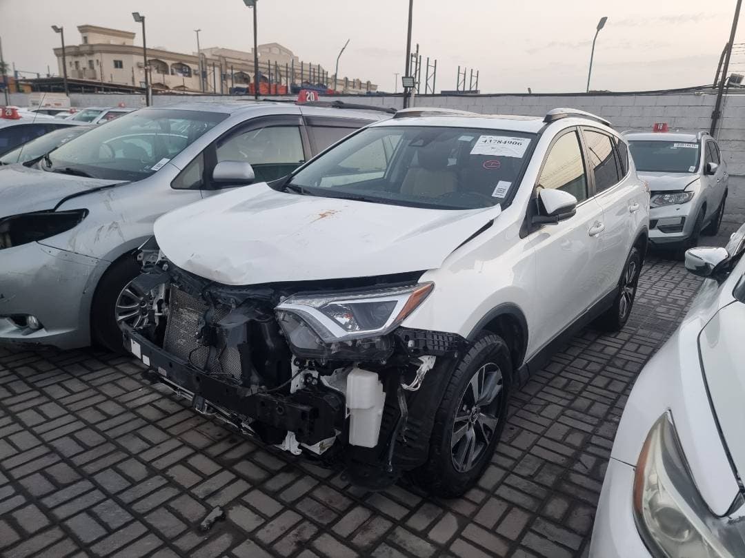 TOYOTA RAV4 2017 view 2