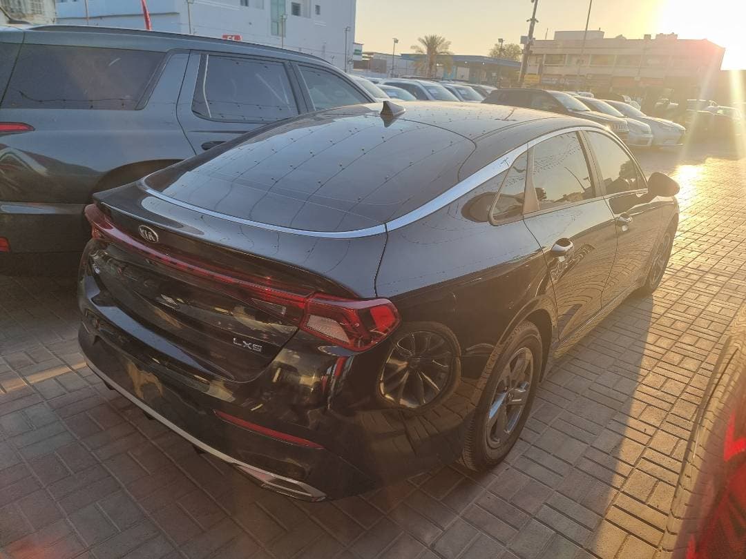 KIA K5 2021 view 4