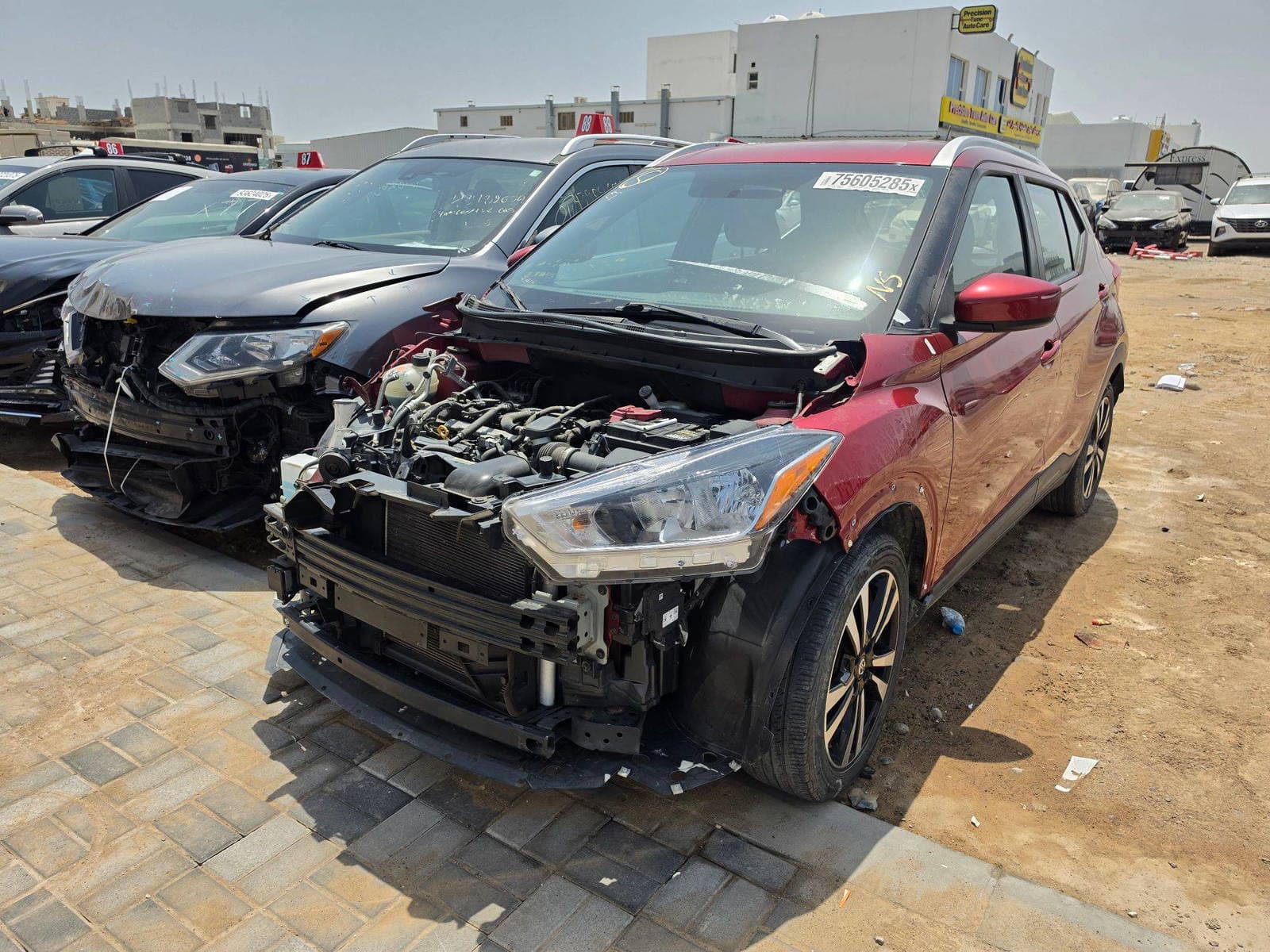 NISSAN KICKS 2019 view 2