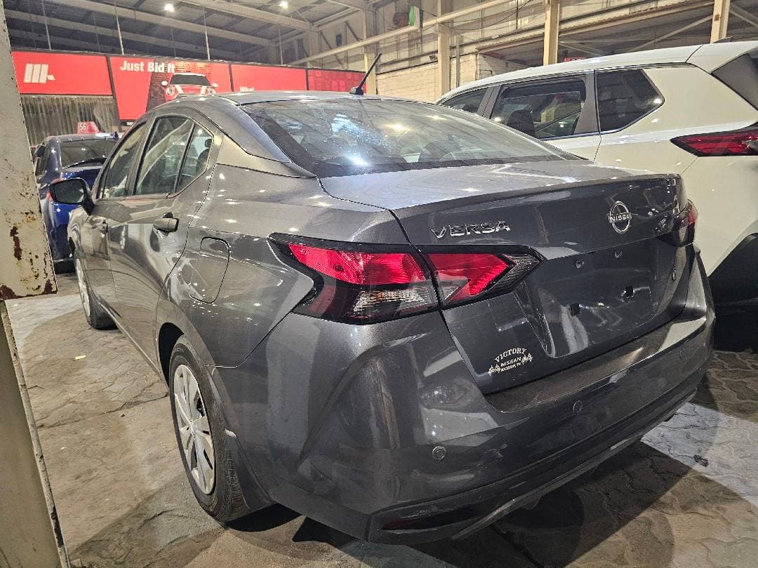 NISSAN VERSA 2023 vehicle photo