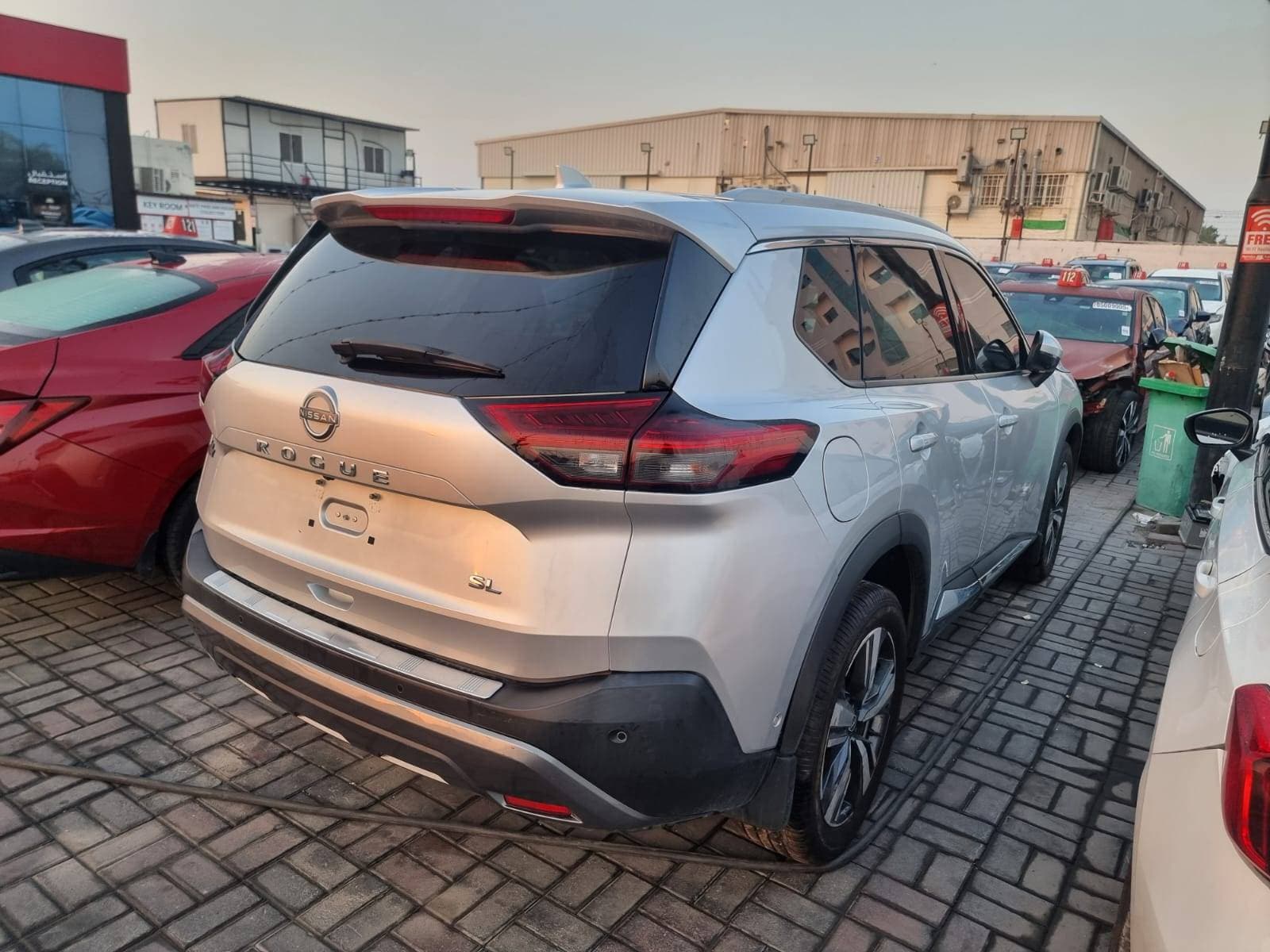 NISSAN ROGUE 2023 view 2