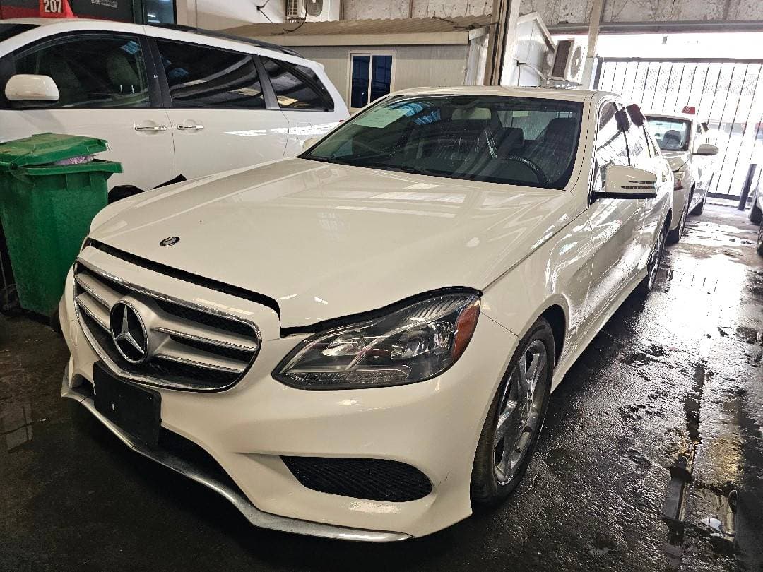 MERCEDES BENZ E350 2014 vehicle photo