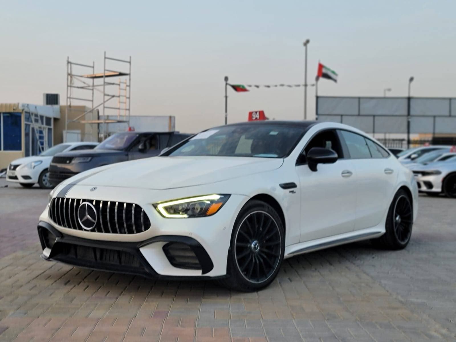 MERCEDES BENZ AMG GT 43 2021 vehicle photo