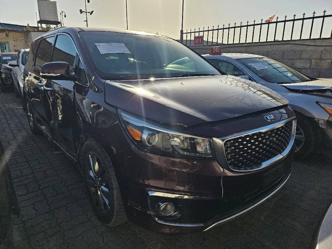 KIA SEDONA 2018 vehicle photo