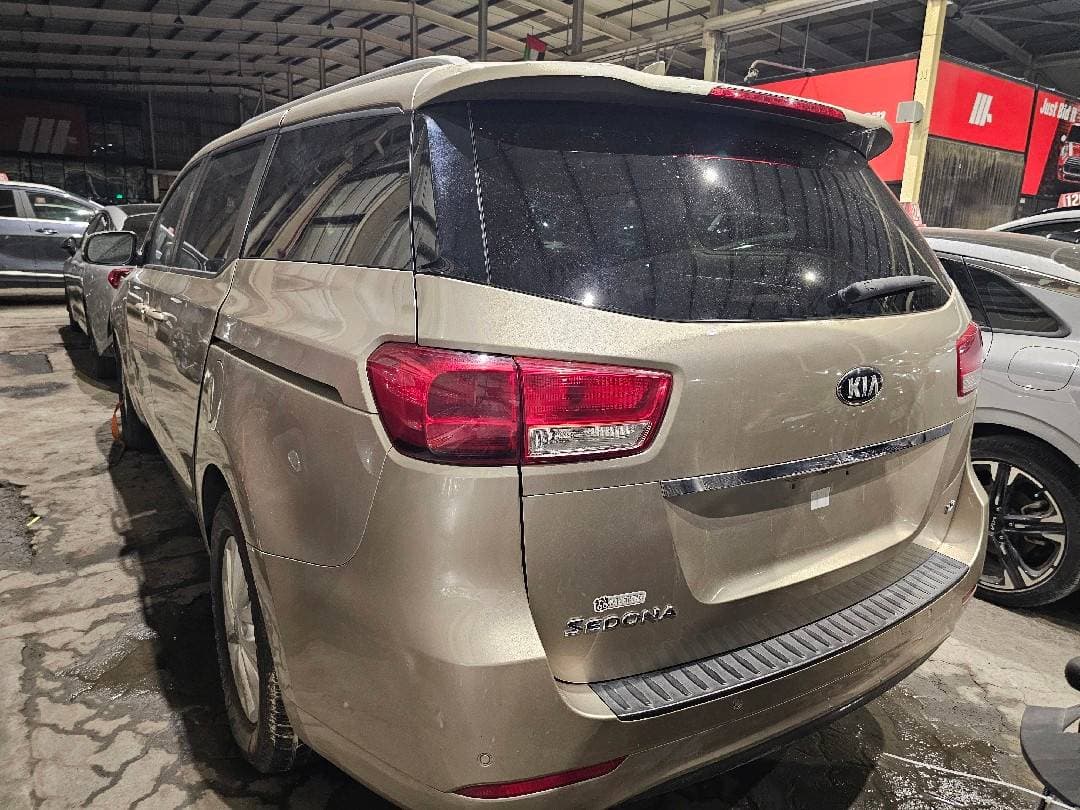 KIA SEDONA 2017 vehicle photo