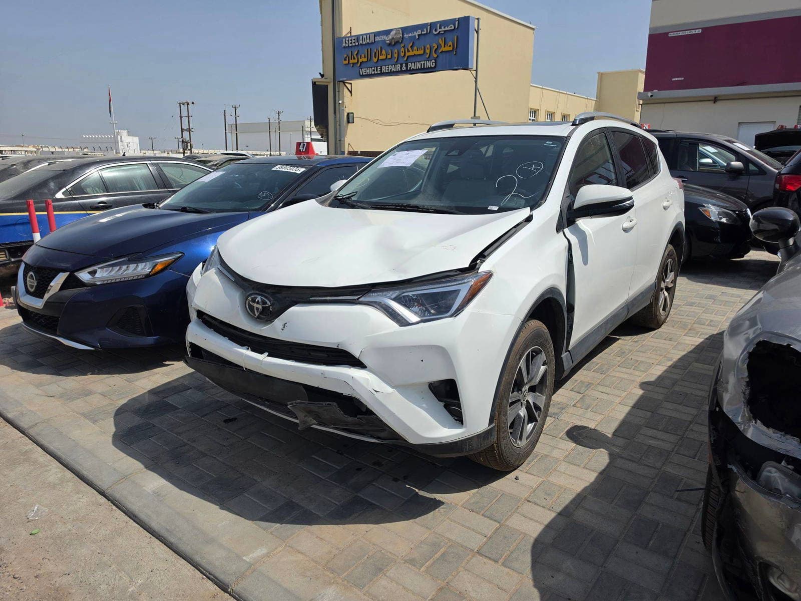 TOYOTA RAV4 2018 view 2