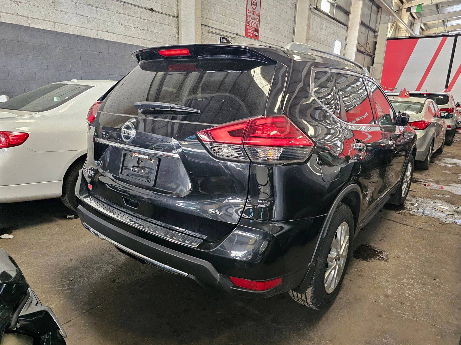 NISSAN ROGUE 2017 view 3