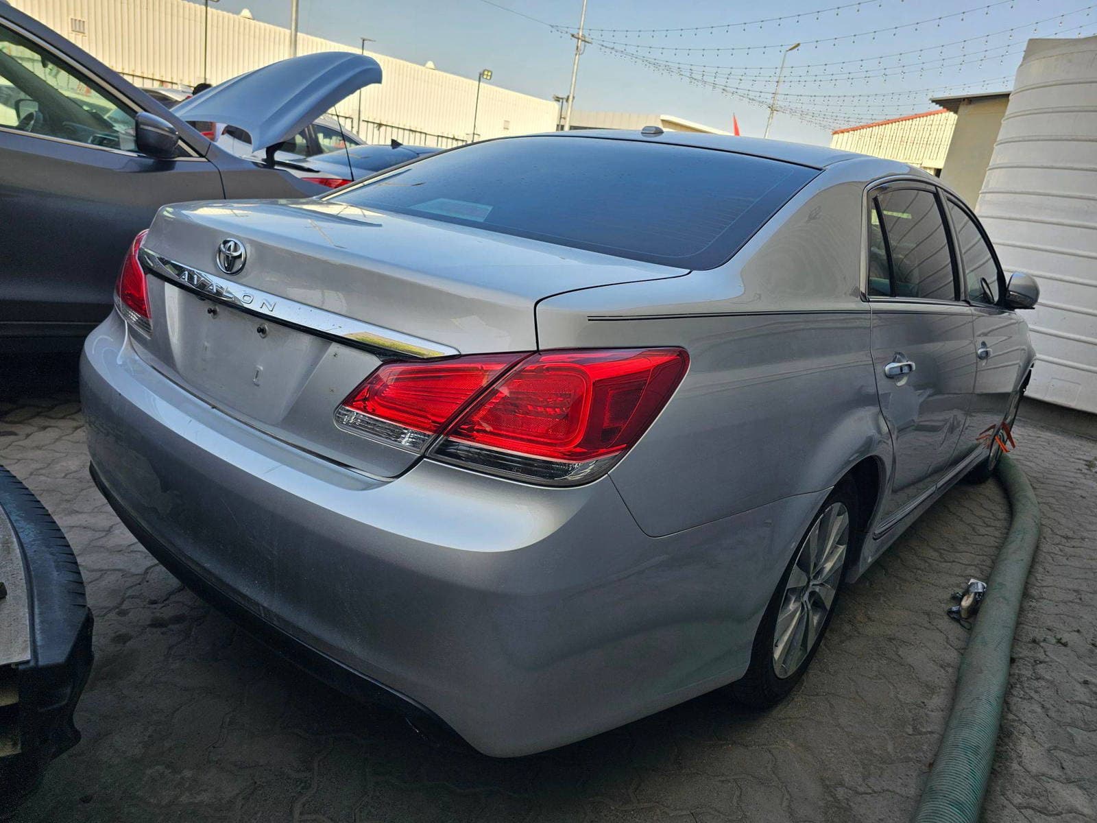 TOYOTA AVALON 2012 view 2