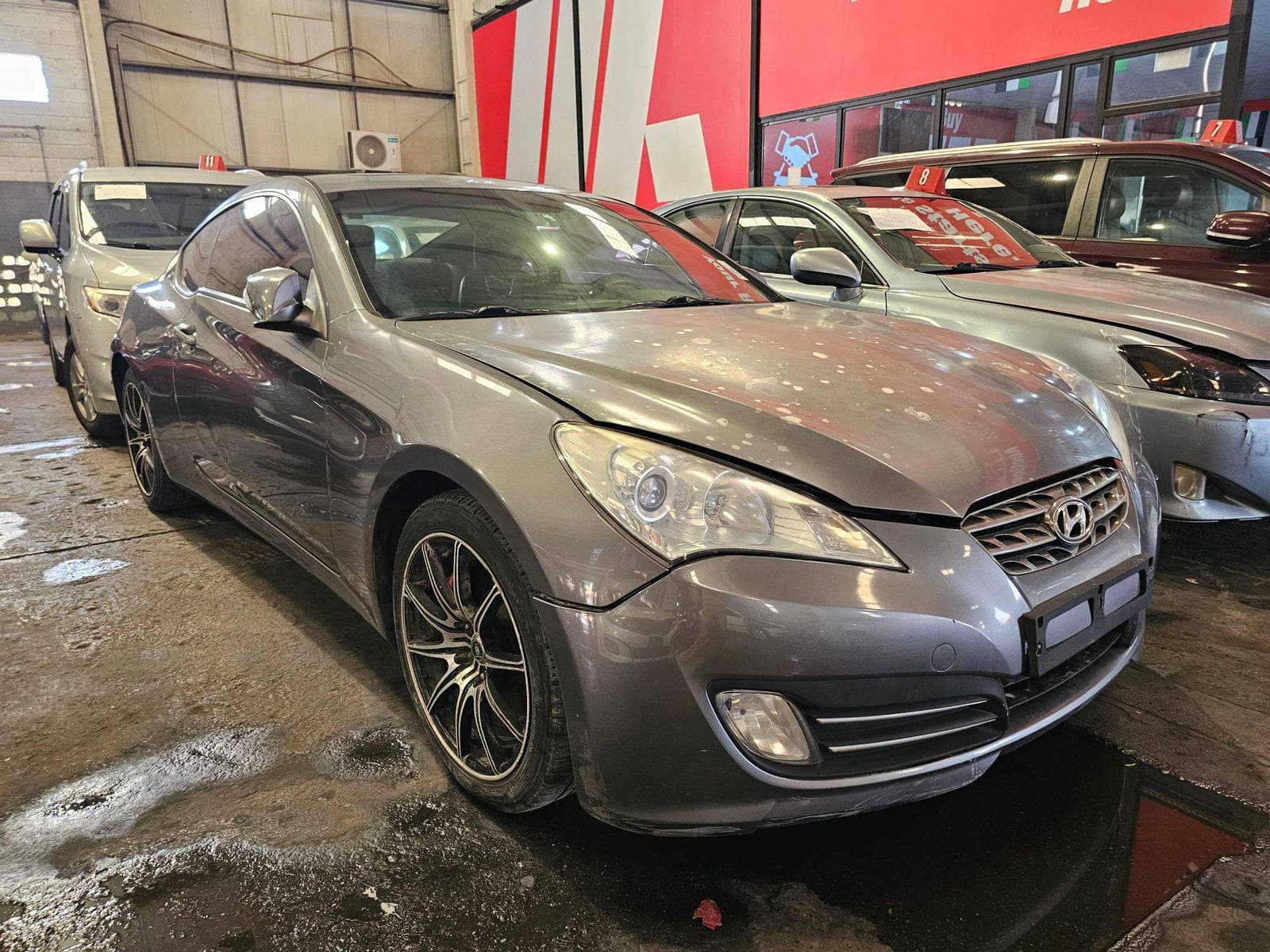 HYUNDAI GENESIS 2010 view 3