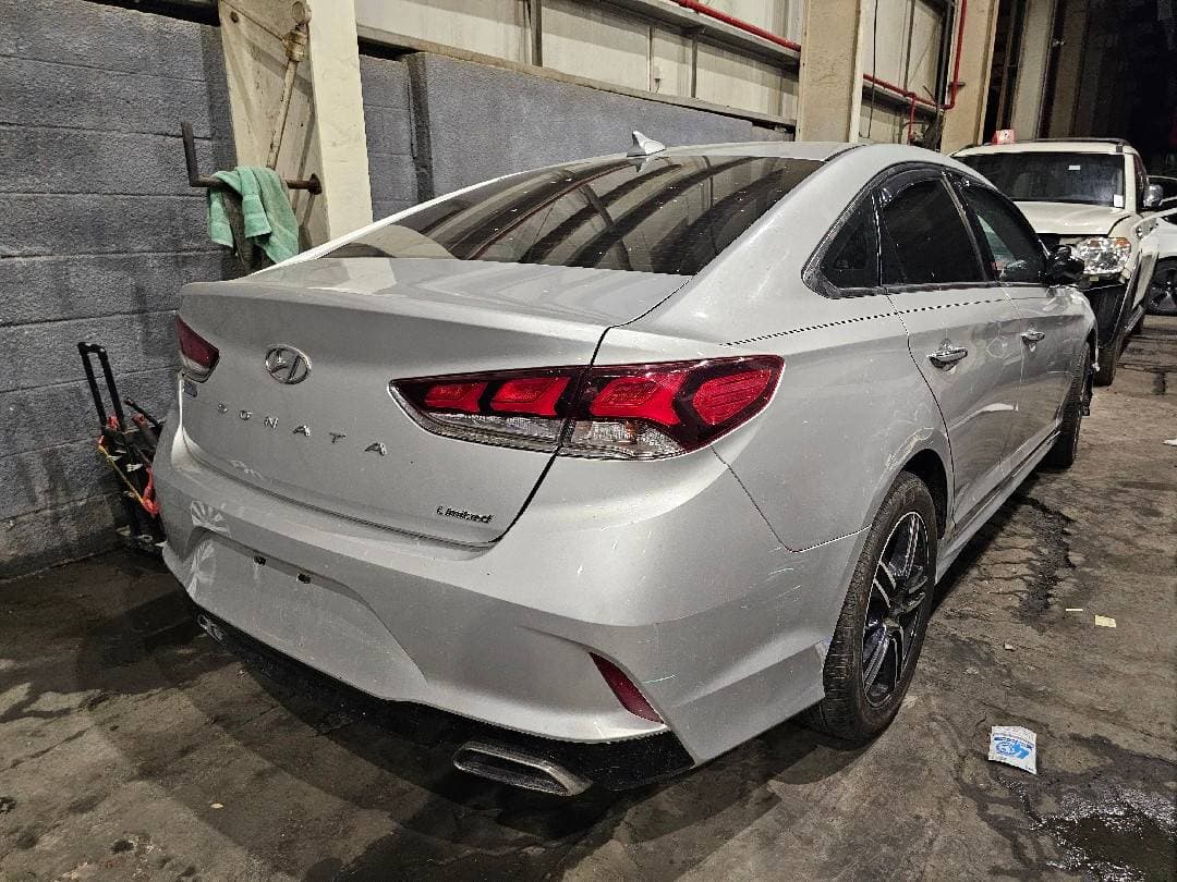 HYUNDAI SONATA SPORT 2018 vehicle photo