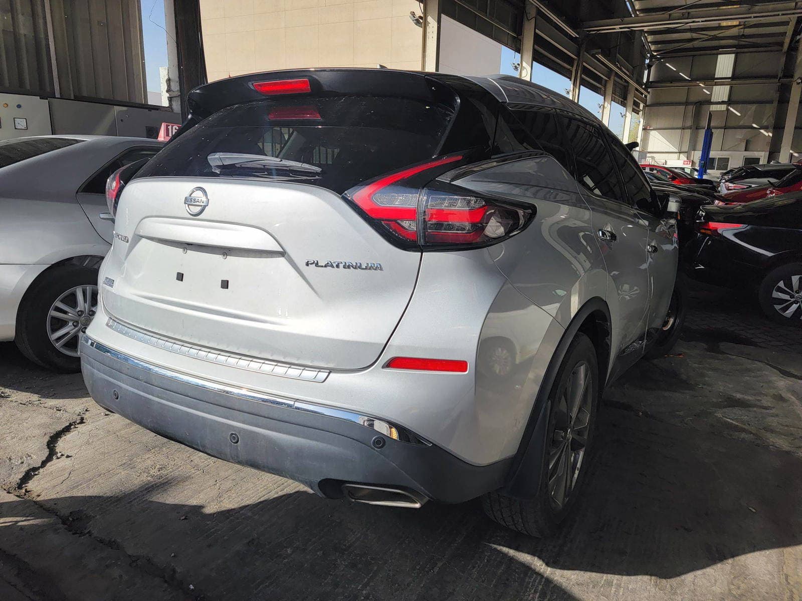 NISSAN MURANO 2019 view 2