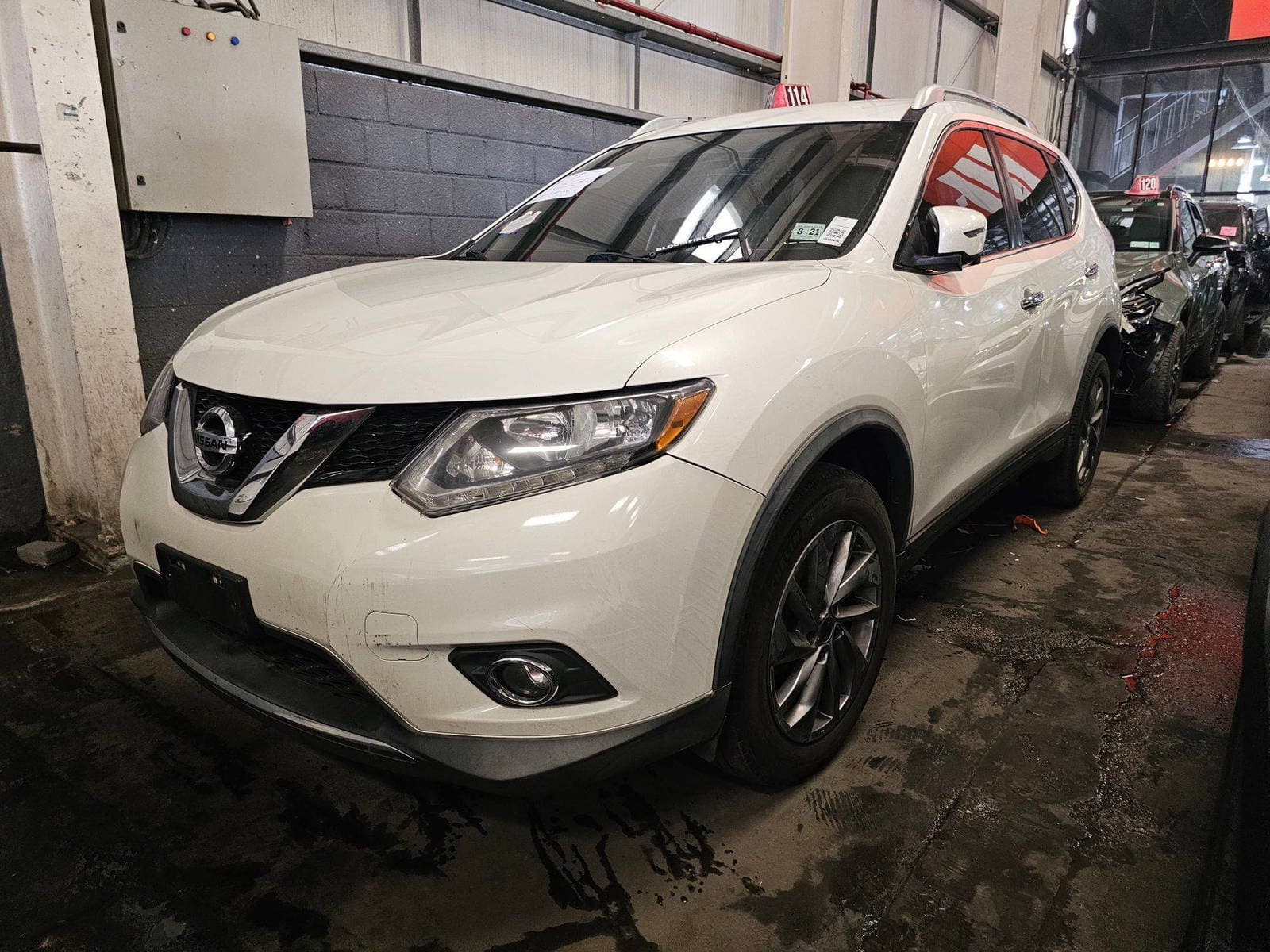 NISSAN ROGUE 2016 view 2