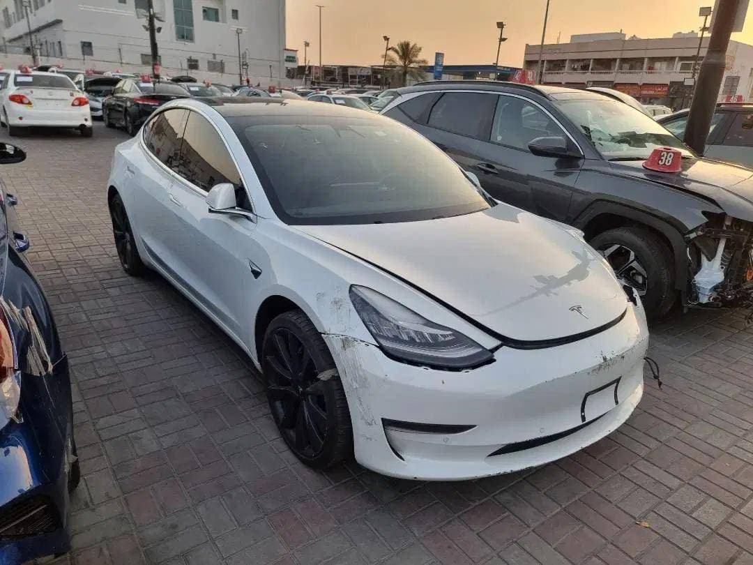 TESLA MODEL 3 2019 vehicle photo