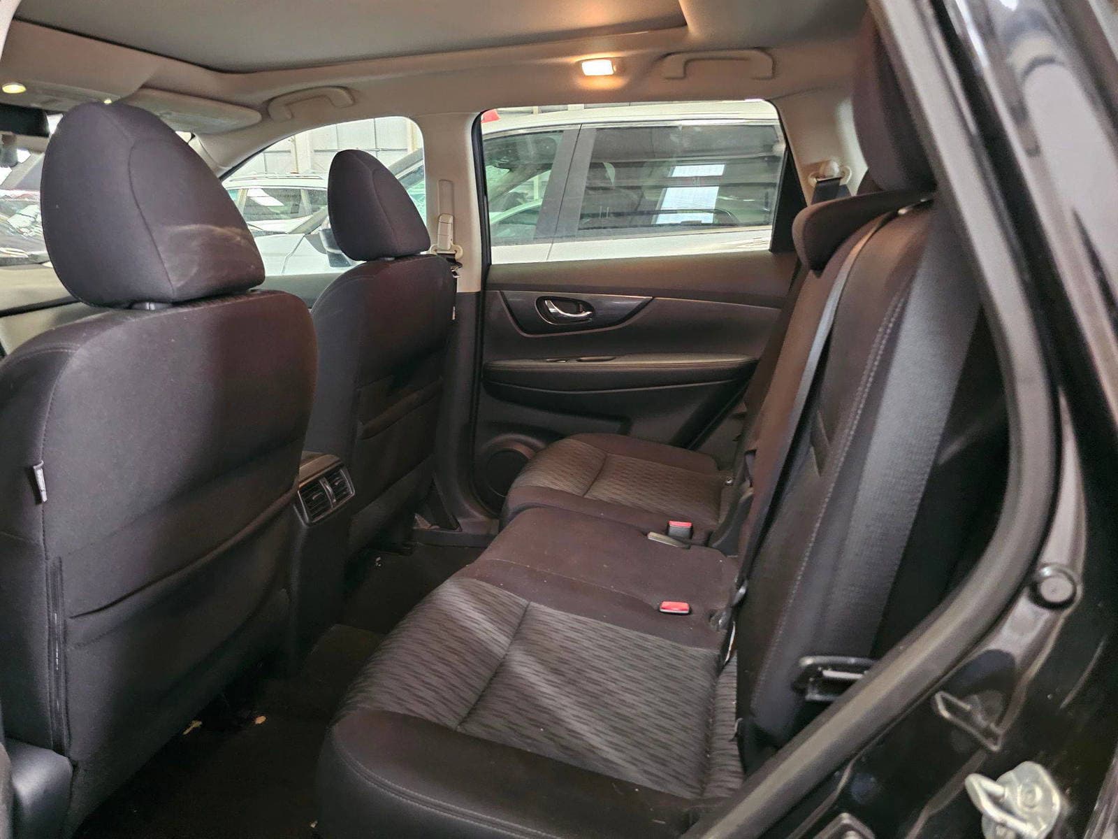 NISSAN ROGUE 2017 view 6