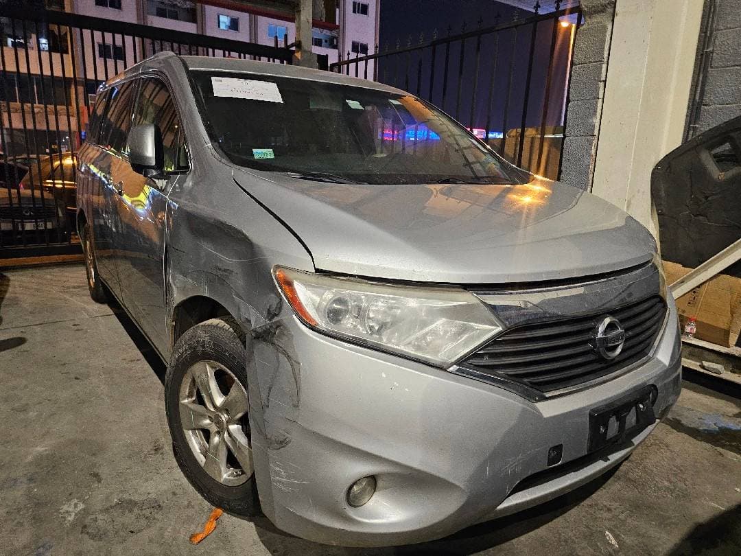 NISSAN QUEST 2016 vehicle photo