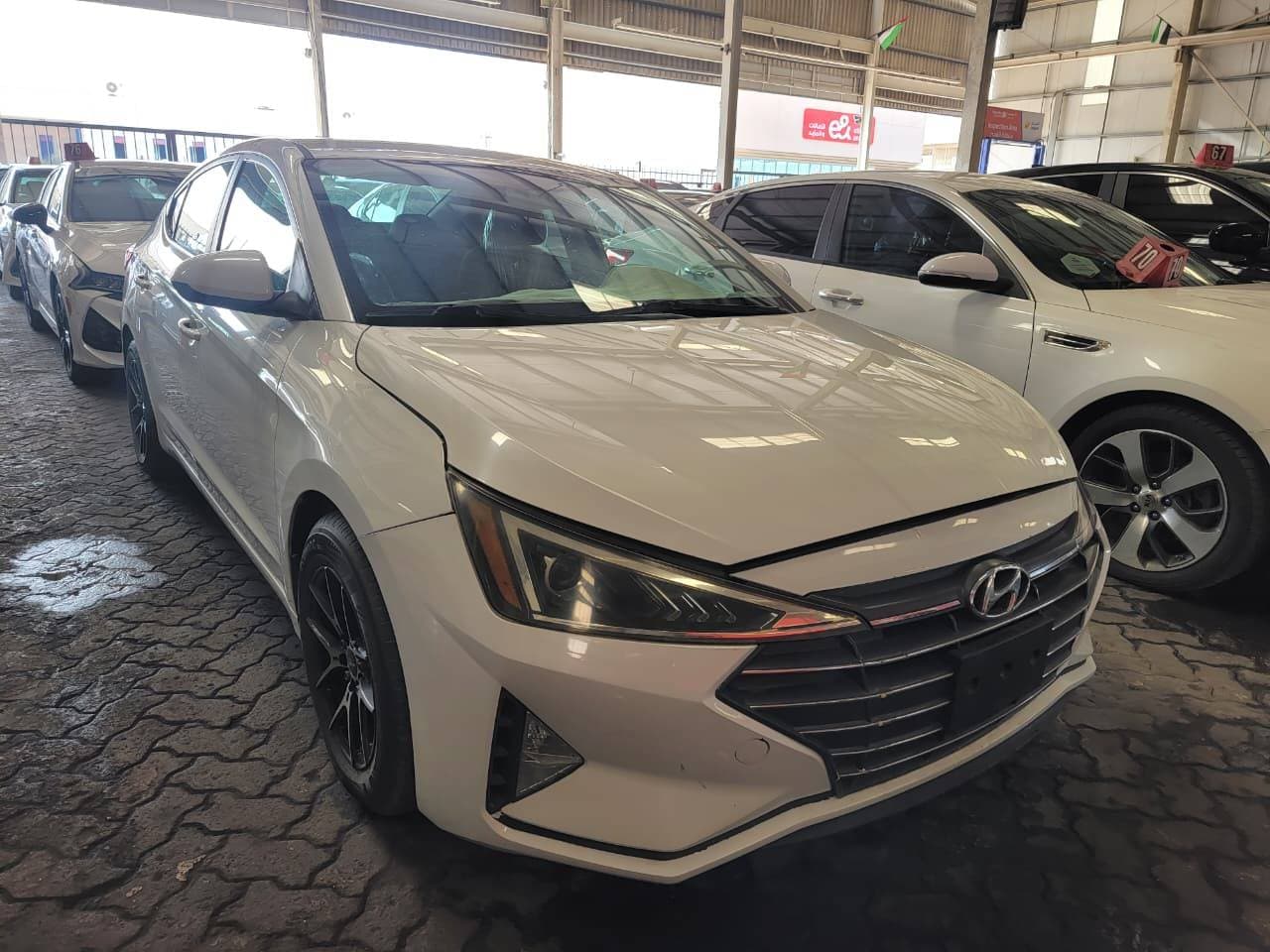 HYUNDAI ELANTRA 2020 view 2