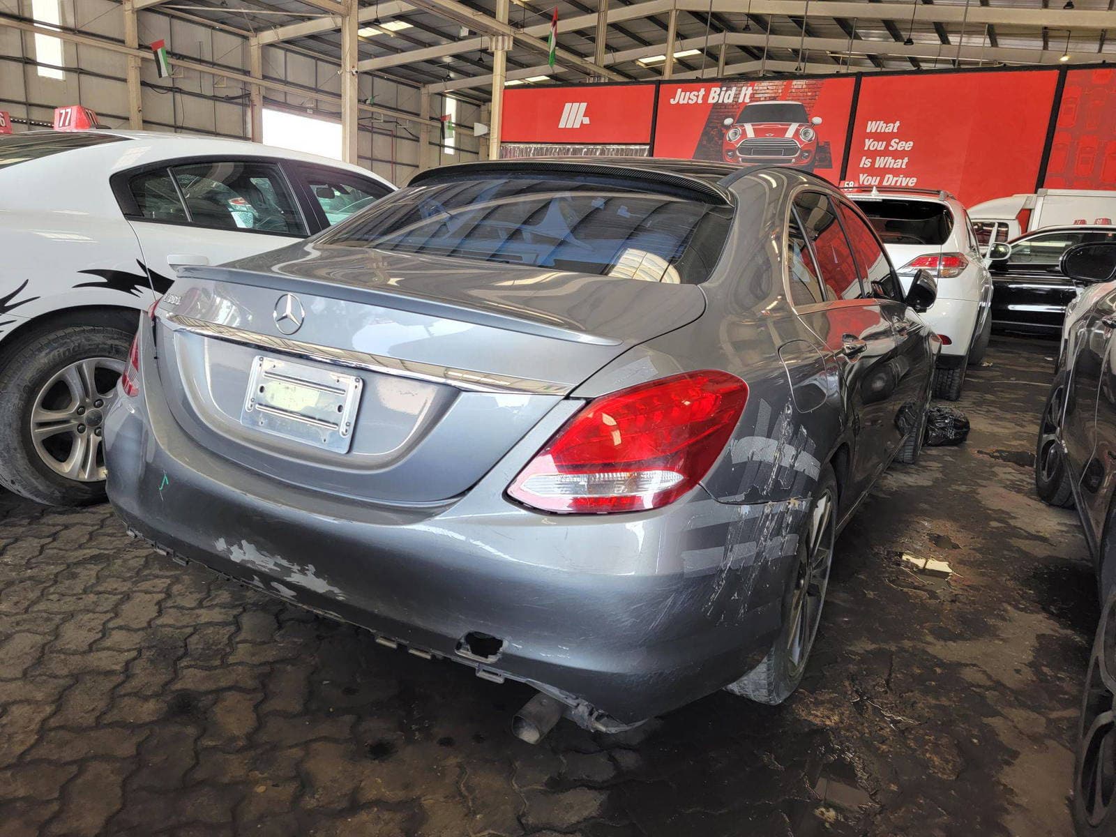 MERCEDES BENZ C300 - Exterior