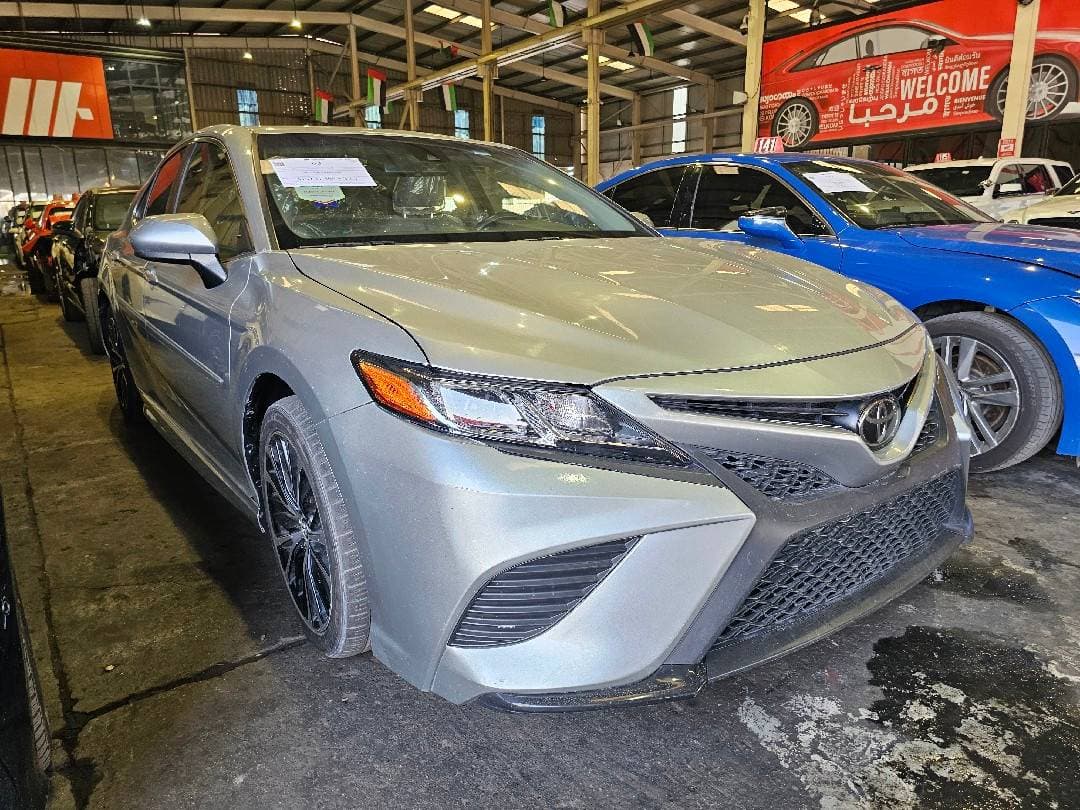 TOYOTA CAMRY 2018 vehicle photo