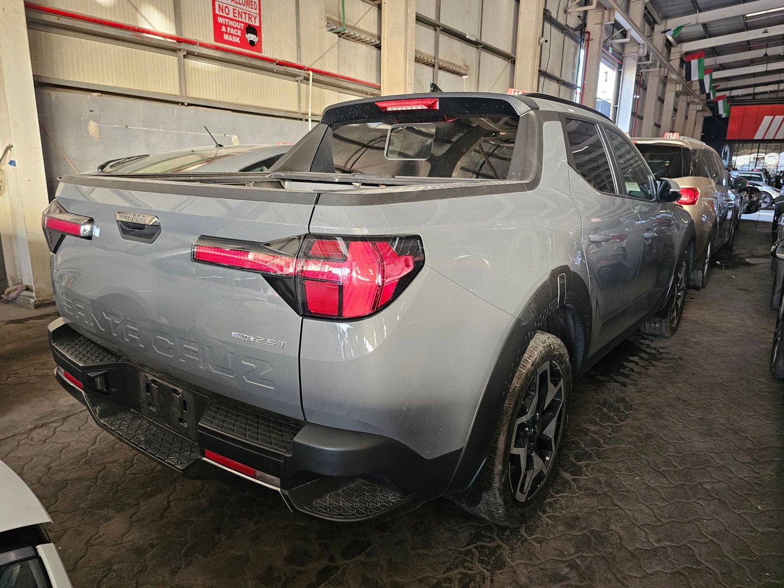 HYUNDAI SANTA CRUZ 2023 view 2