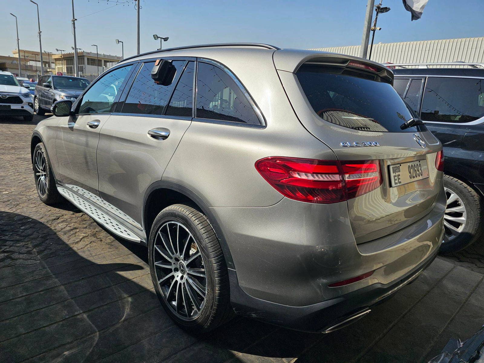 MERCEDES BENZ GLC-300 2019 view 2