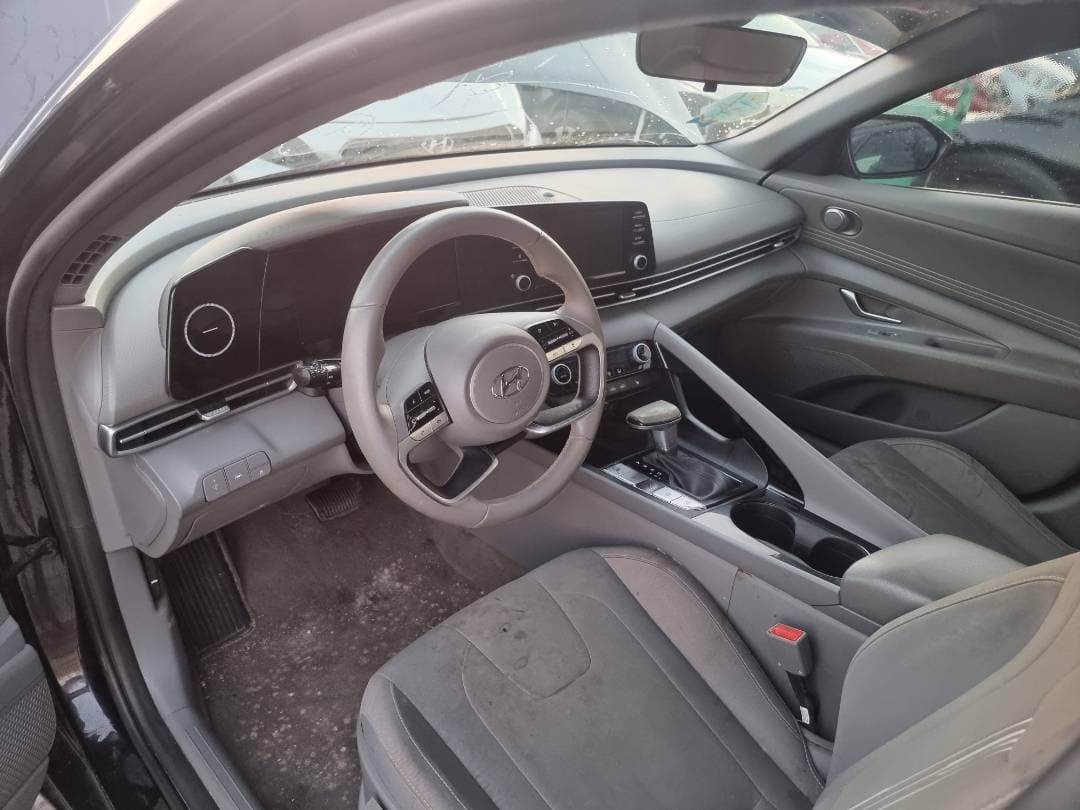 HYUNDAI ELANTRA 2021 view 2