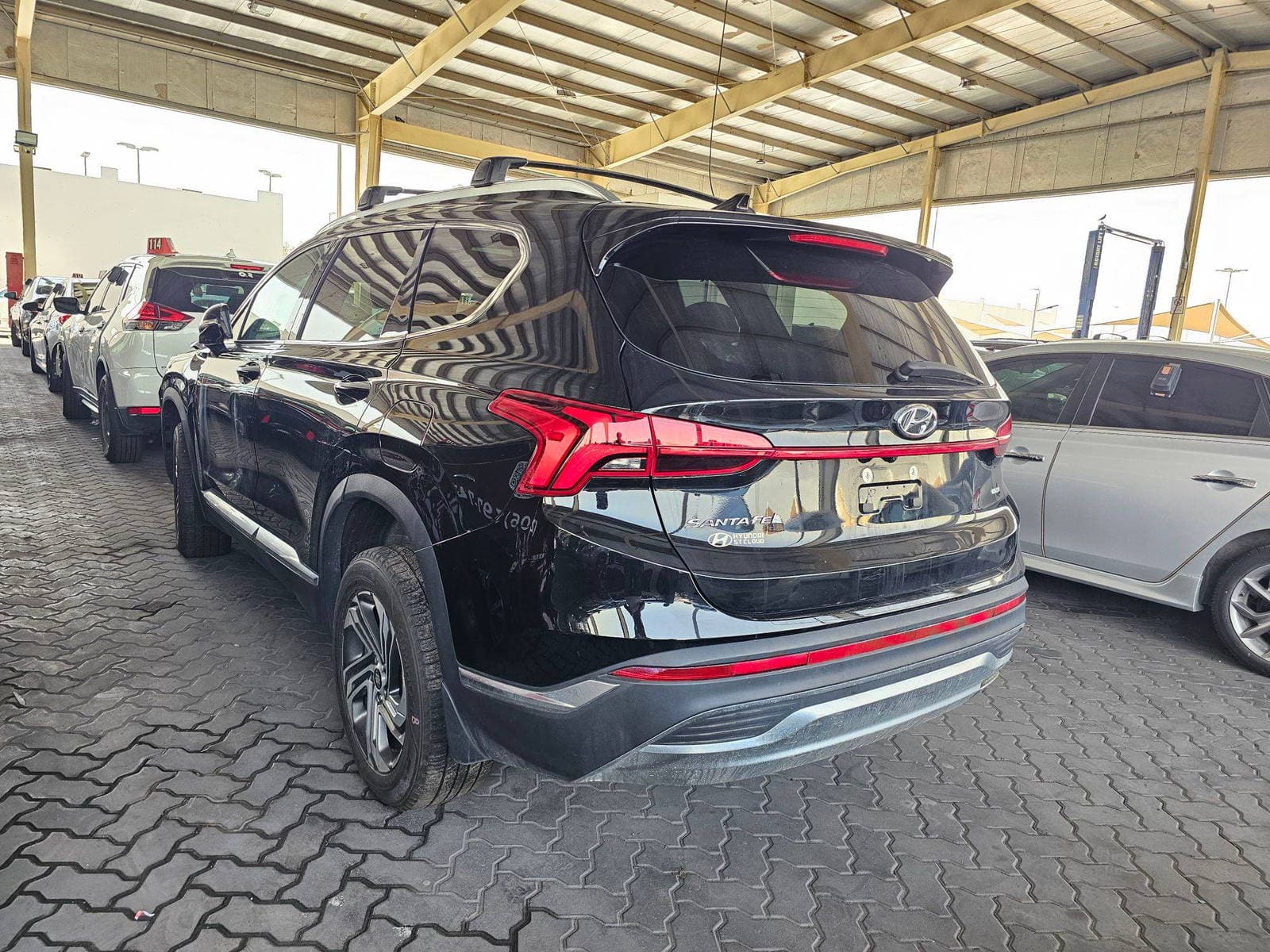 HYUNDAI SANTA FE 2022 view 2