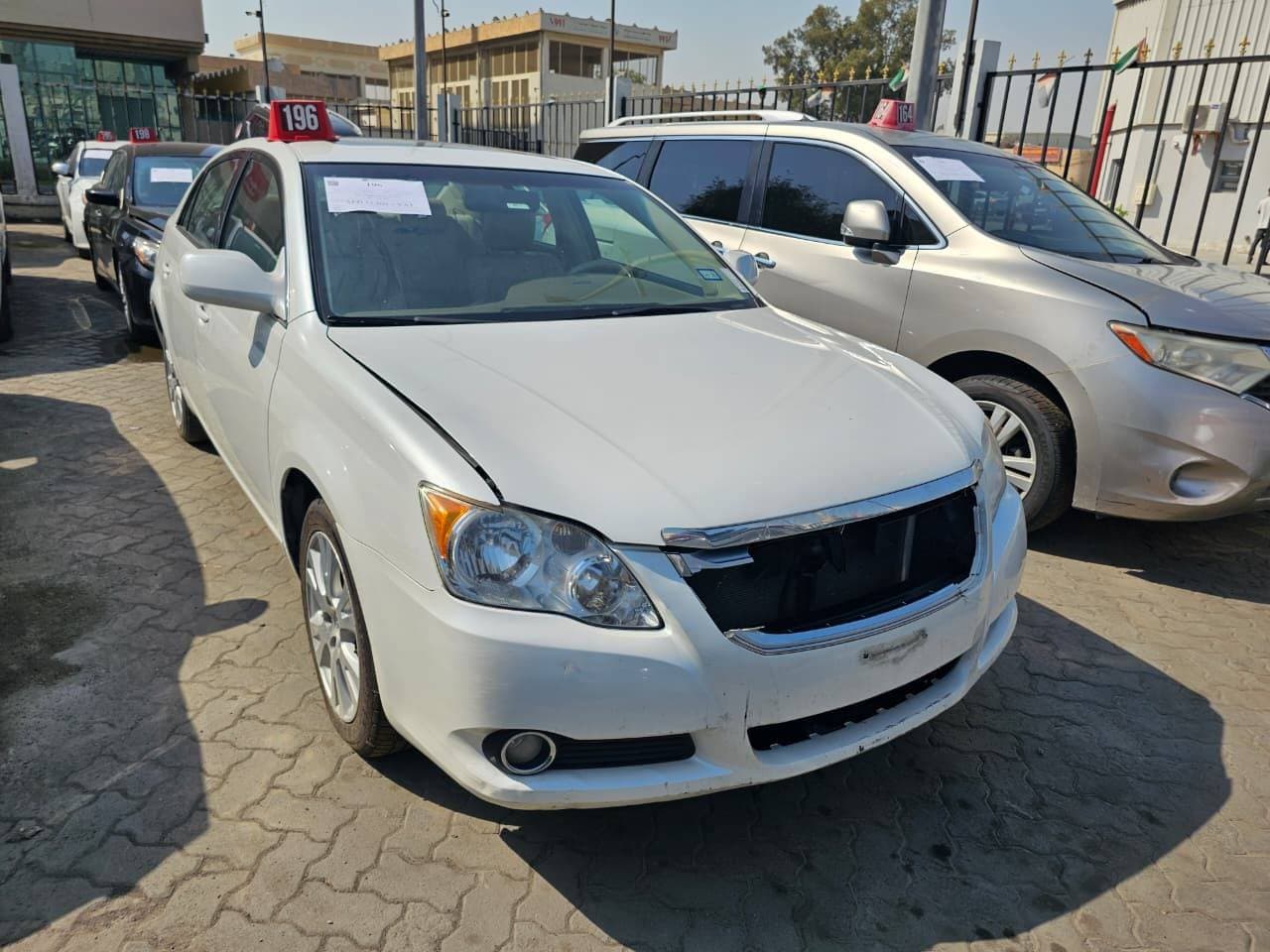 TOYOTA AVALON 2010 vehicle photo