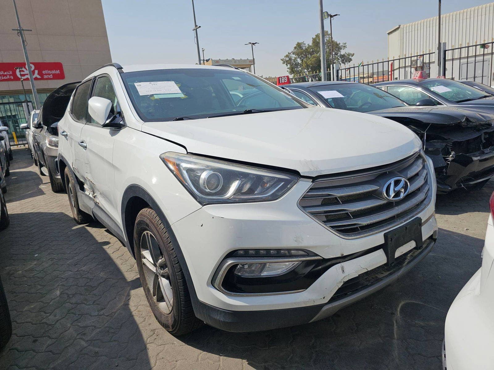 HYUNDAI SANTA FE SPORT 2017 view 3