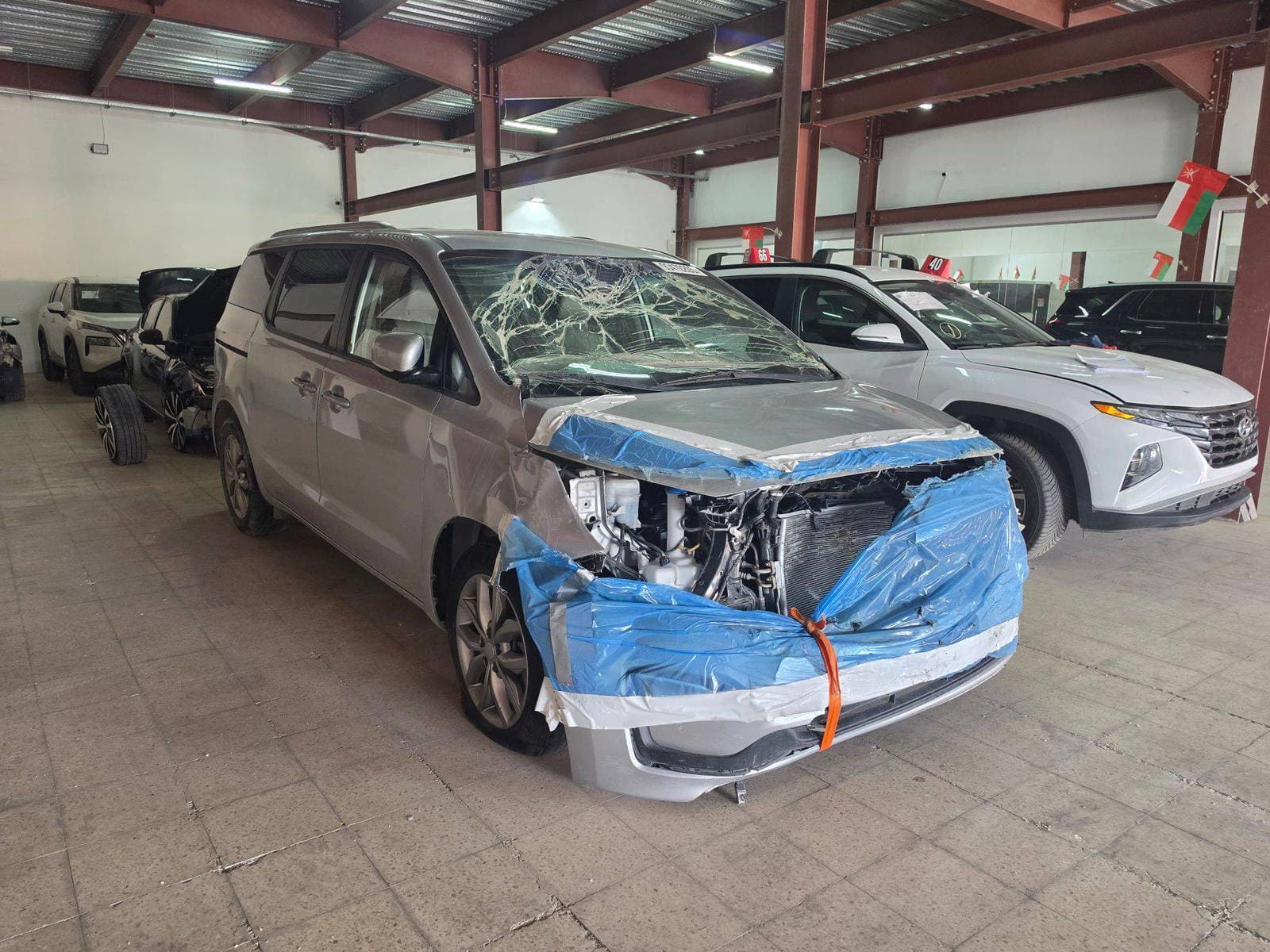 KIA SEDONA 2020 view 2