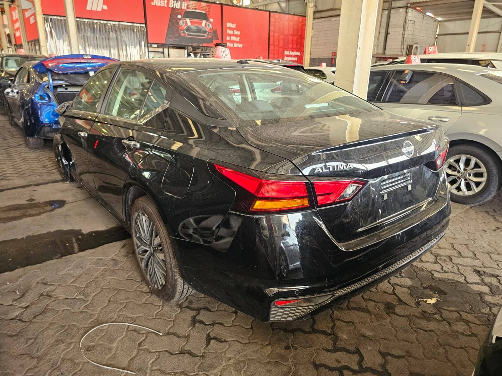 NISSAN ALTIMA 2025 vehicle photo