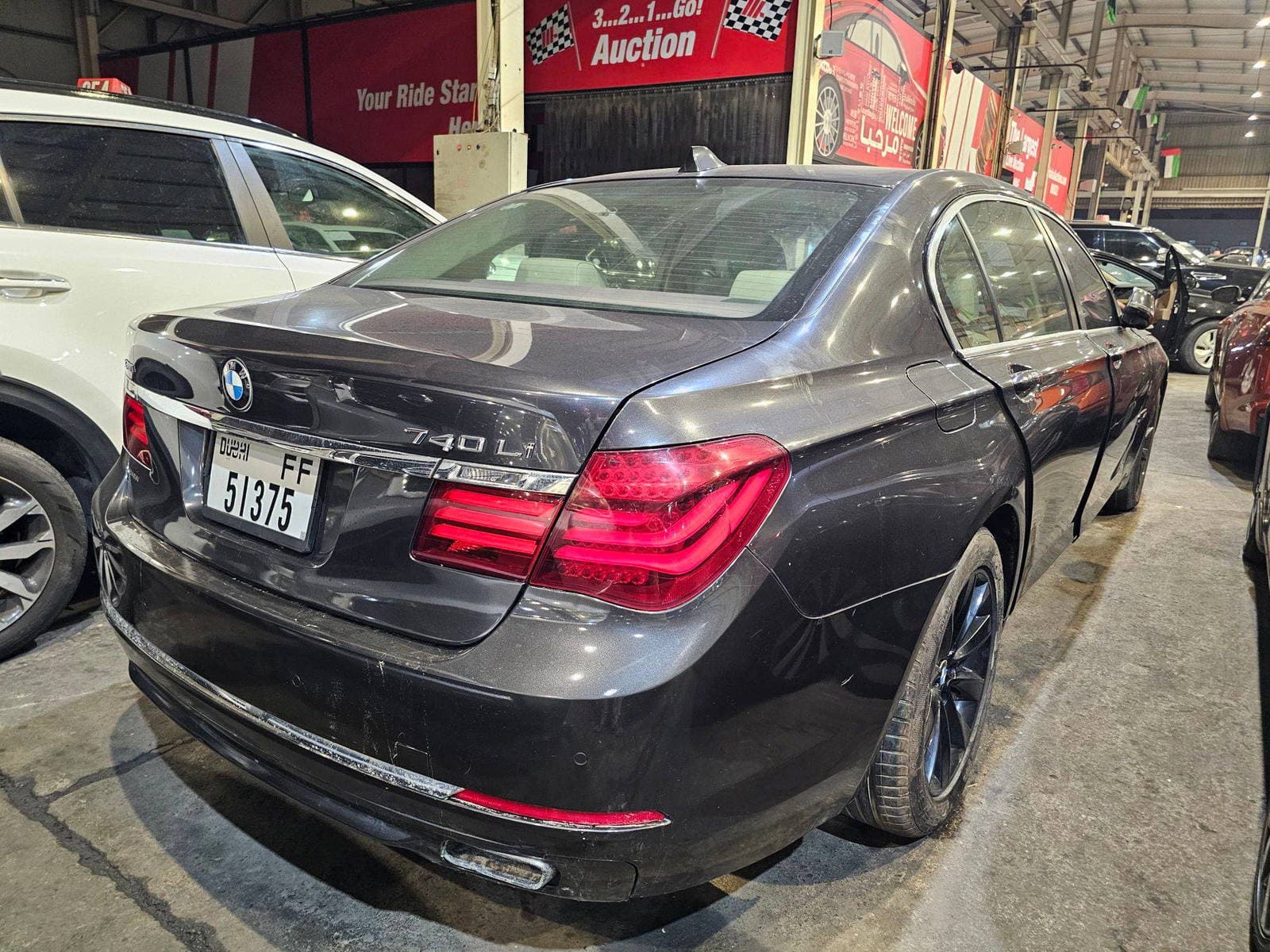 BMW 740 I 2014 view 2